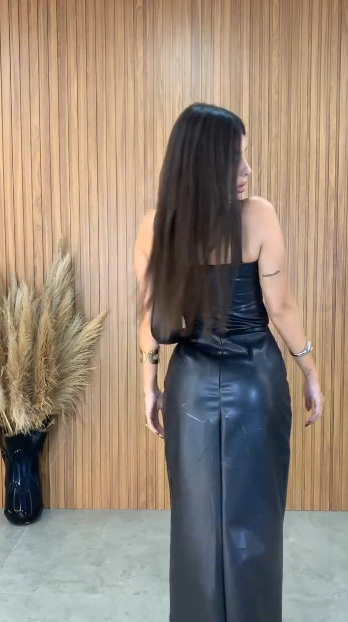 Vestido Courino Decote Retrô