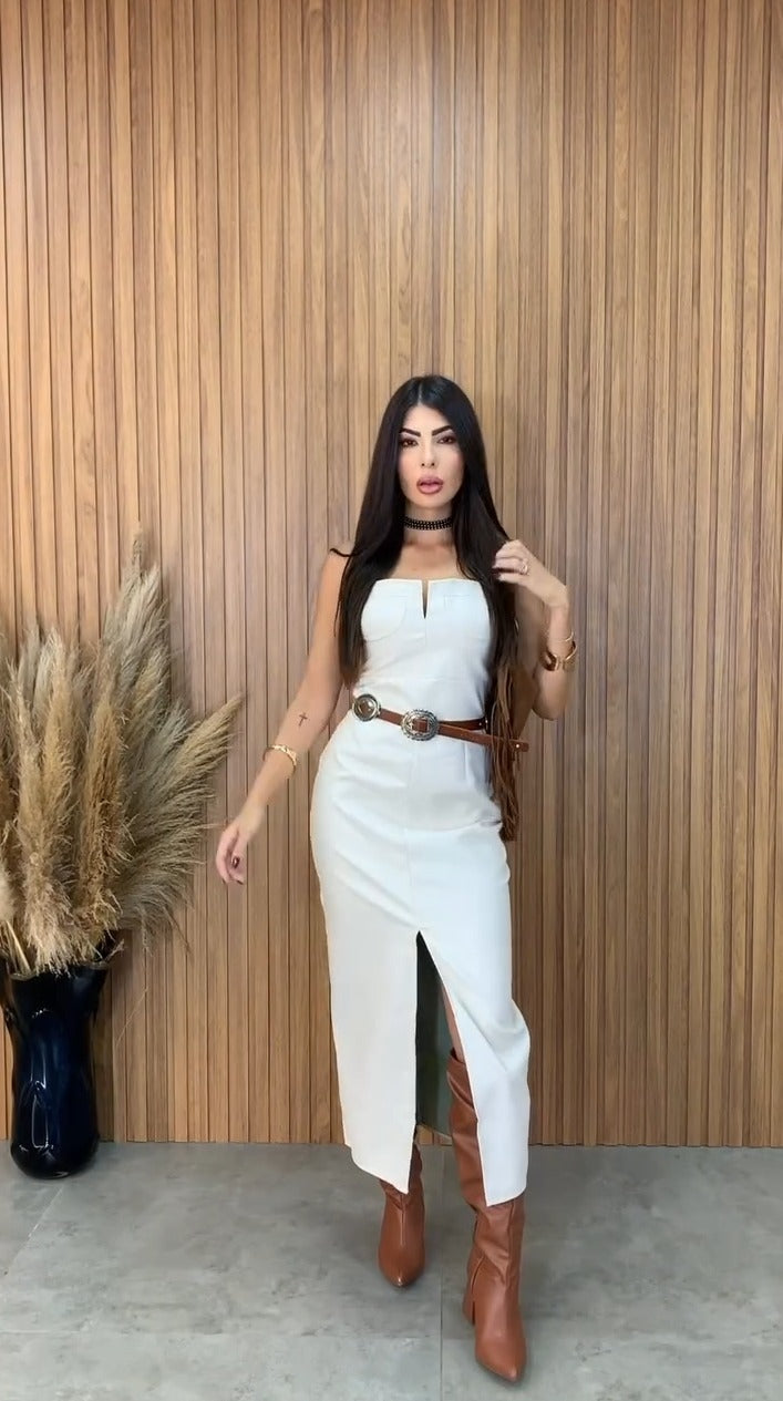 Vestido Courino Decote Retrô