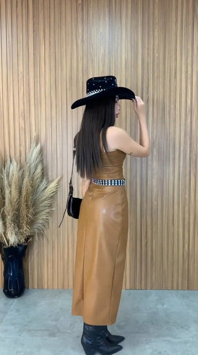 Vestido Courino Decote Retrô